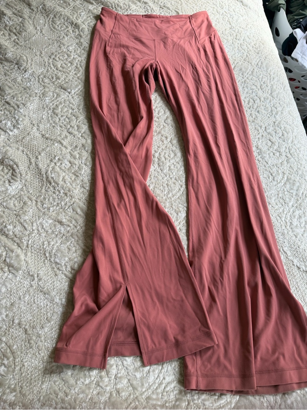 Lululemon High-Rise Split-Hem Flared Pant (size 10; pink)